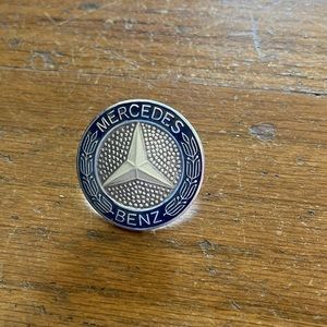 OEM Mercedes Benz 126 Hood Grille Emblem Vintage Badge